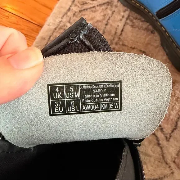 Dr. Martens 1460 Patent Leather Bright Blue Lace Up Boots Women SZ 6 Grunge EUC - Picture 4 of 9